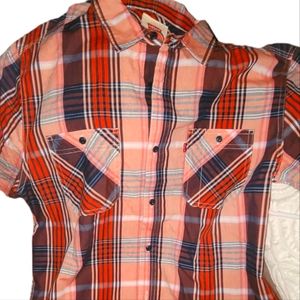 MENS SHIRT SIZE MEDIUM LEVIS NWT SIZE MEDIUM
